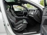 Volvo XC60 B4 Plus Dark STANDHZ ALUFELGEN 21 ZOLL PANO - Volvo XC60: 4d