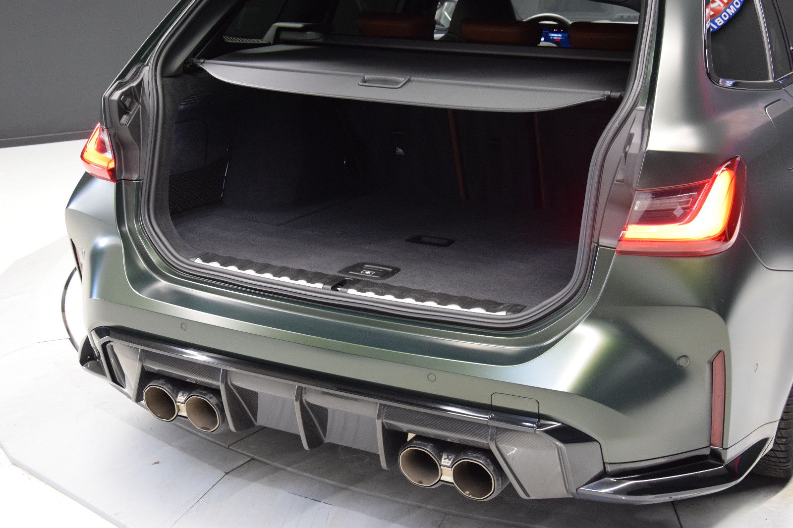 Fahrzeugabbildung BMW M3 Touring xDrive Competition Akrapovic Anlage