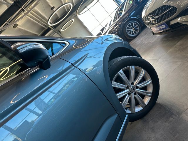 MYAUTOCENTER – Gebraucht- und Jahreswagen mit Werkstattservice in Pfaffenhofen Volkswagen Touran *7.SITZER*STANDHZ*MASSAGE*AHK*KEYLESS*