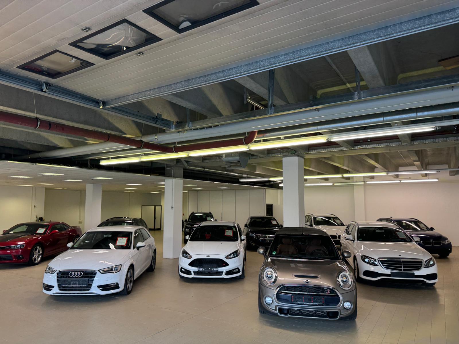 showroom-image-main