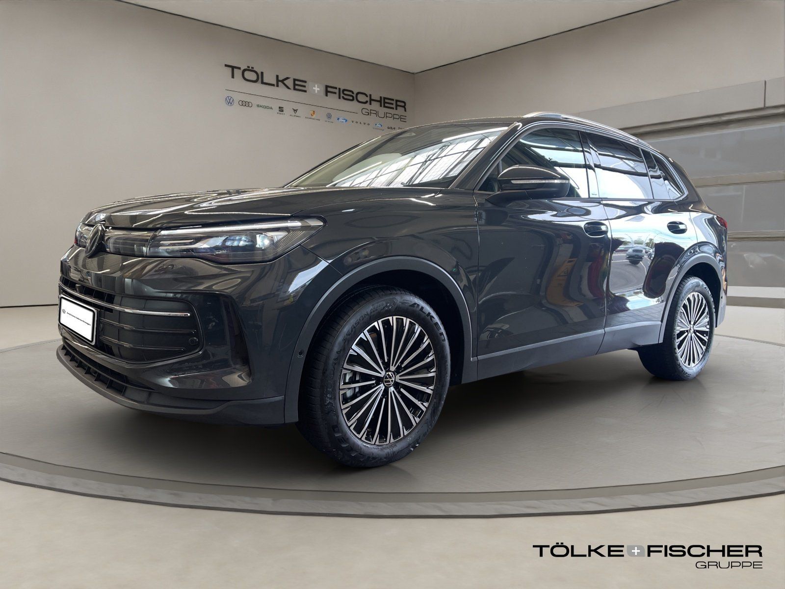 Volkswagen Tiguan 2.0 TDI W Life ACC AHK AUT Kam. Navi 360 imagem 2