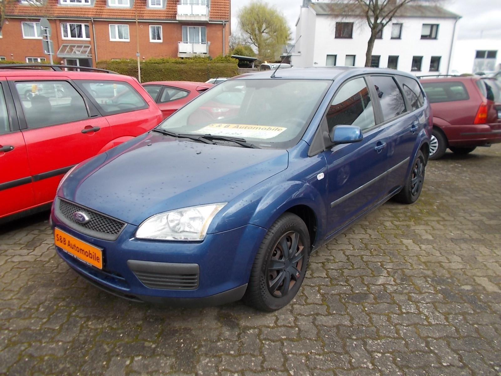 Ford Focus Turnier II Style WENIG KM TÜV  NEU