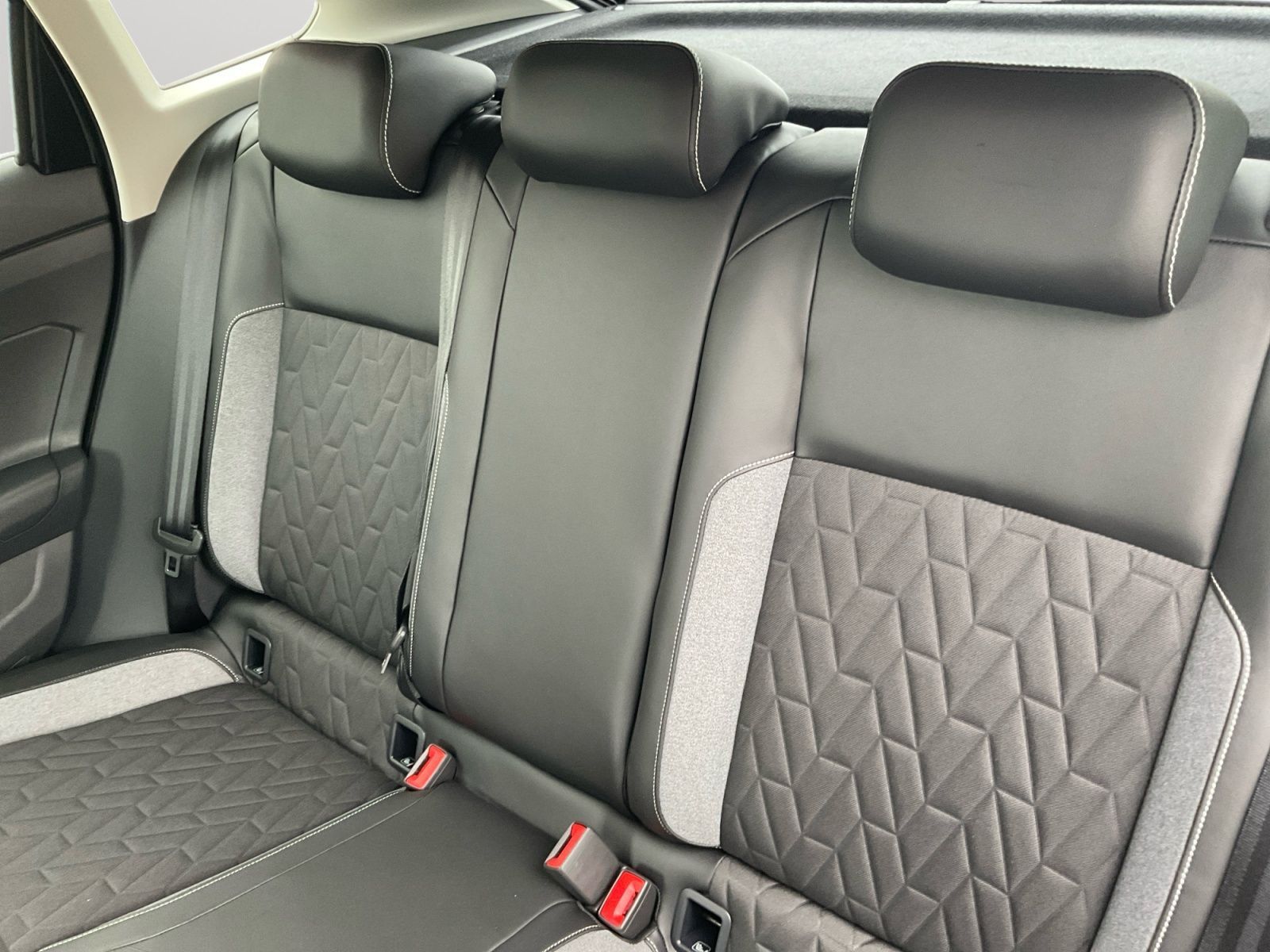 Volkswagen Taigo - Bild 14