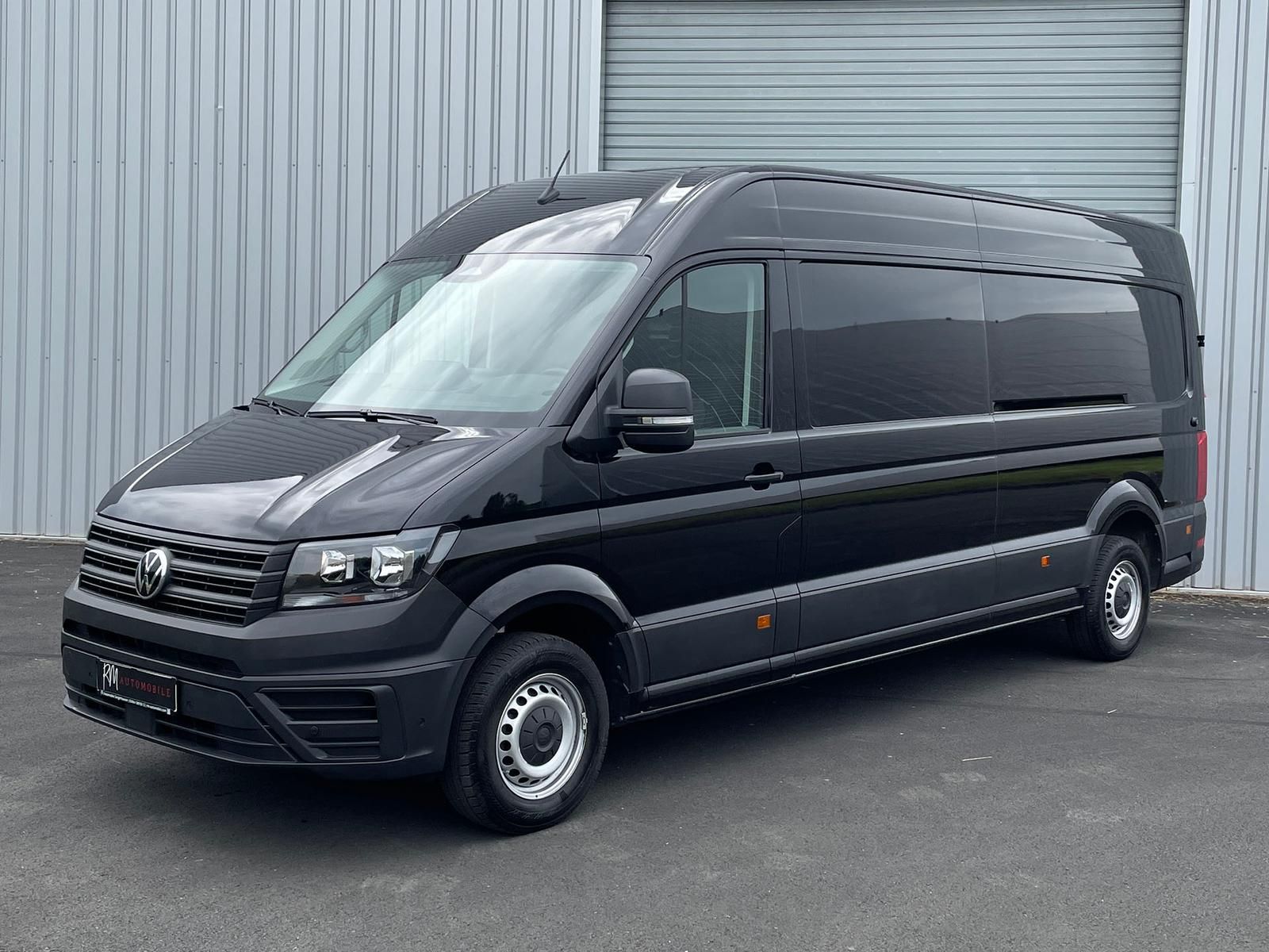Volkswagen Crafter - 1