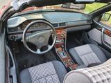 Mercedes-Benz 200 Cabrio sportlich/elegant/zuverlässig/sparsam - rote Mercedes-Benz 200
