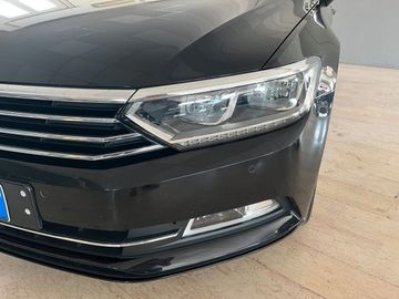 Volkswagen Passat - 4