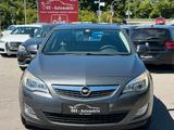 Opel Astra J 1.4 Lim. 5-trg. Selection Sitzhzg./TÜV - Opel Astra bis 5.000 Euro