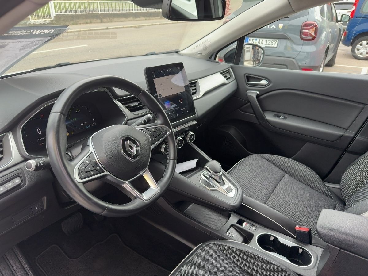 Fahrzeugabbildung Renault Captur INTENS E-TECH Plug-in 160 LKHZ ACC Kamera