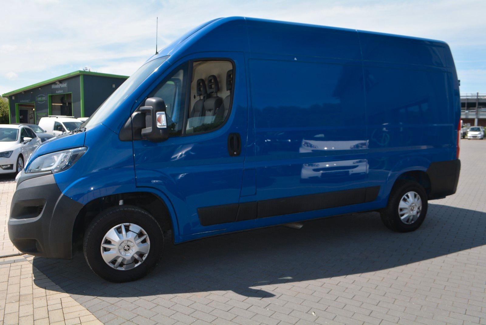 Peugeot Boxer Kasten Hochraum 435 L2H2 Premium BlueHDi 1