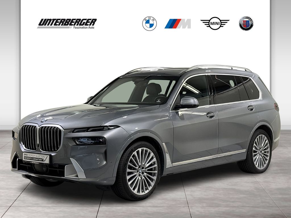Image of BMW X7