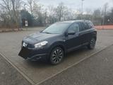Nissan Qashqai+2 2.0 ALL-MODE 4x4 i-Way i-Way - Nissan Qashqai+2 mit Benzin-Antrieb