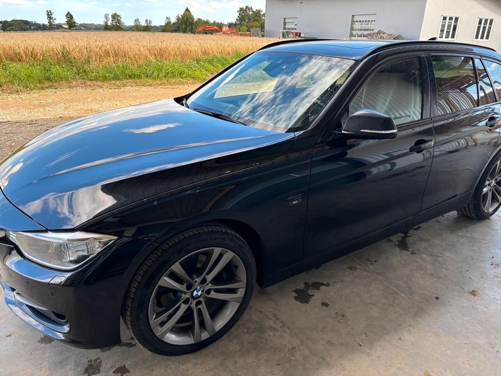 BMW 320