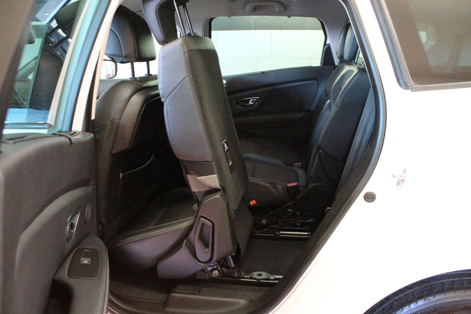 Fahrzeugabbildung Renault Grand Scenic dCi160 EDC*Bose Edition*7-Sitzer*