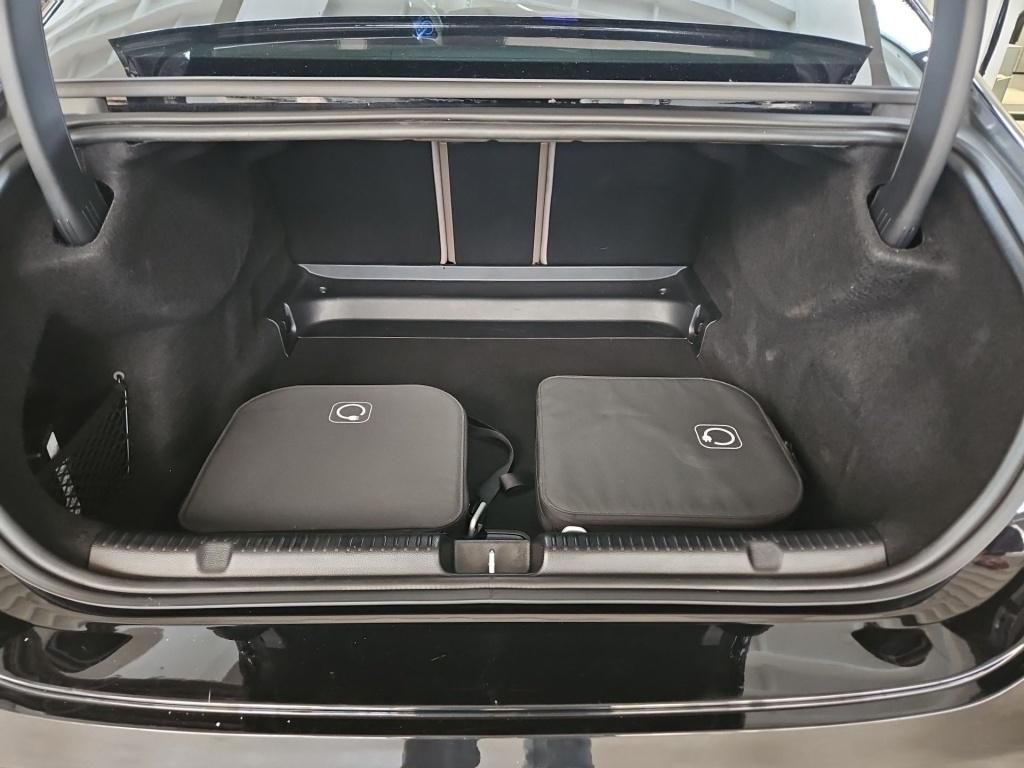 Fahrzeugabbildung Mercedes-Benz EQE 300 Avantg. Sitzklima Burm.3D Memo 360° LED