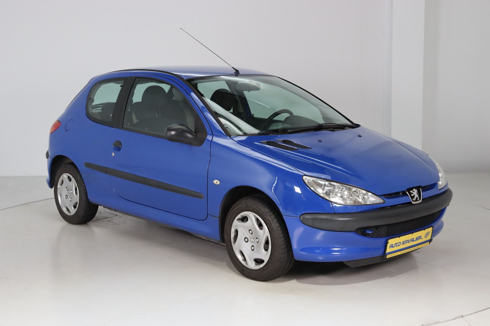 Fahrzeugabbildung Peugeot 206 1.1 Filou 60 HU/AU 01.27