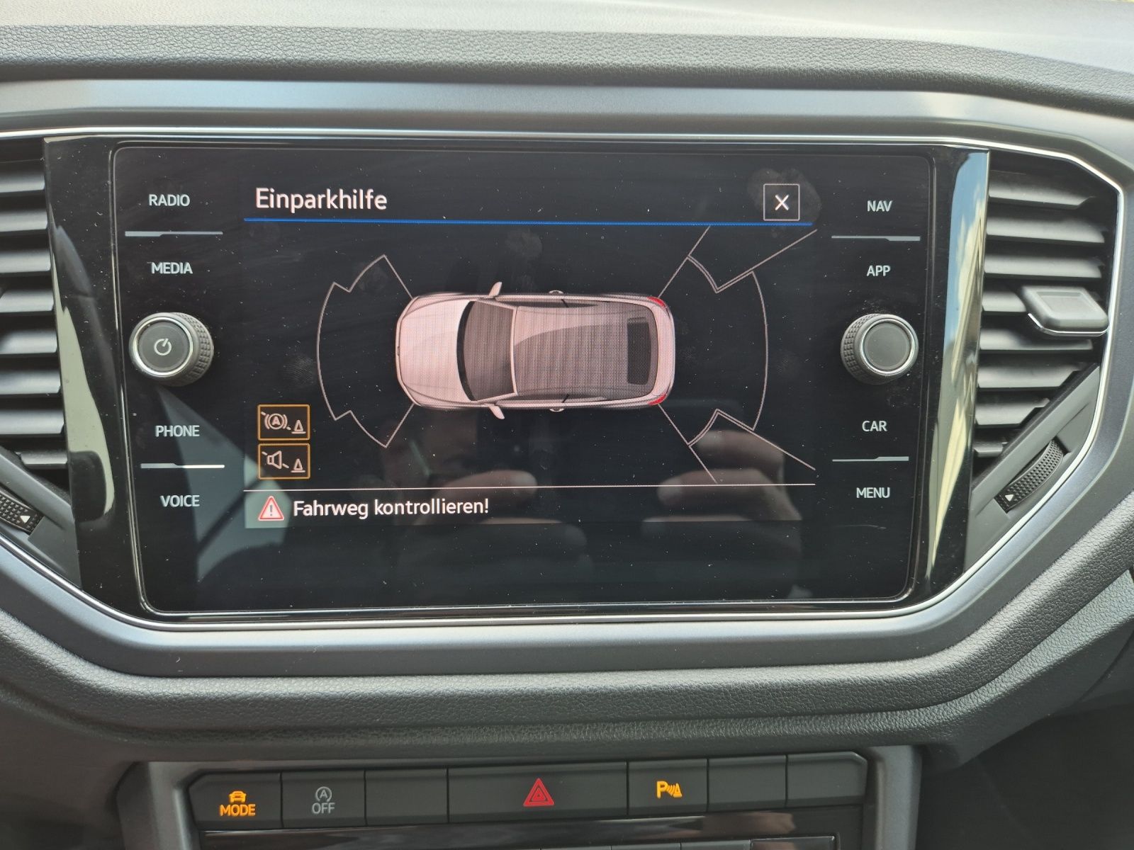 Fahrzeugabbildung Volkswagen T-Roc Cabriolet TSI R-Line LED Navi AID ACC PDC