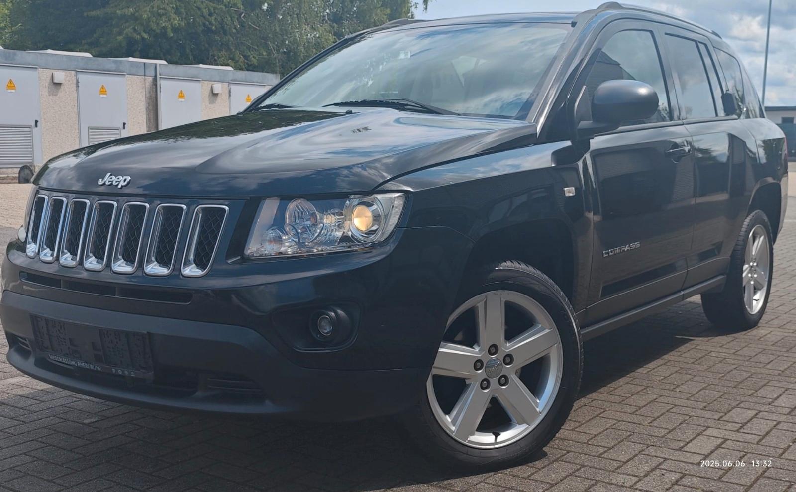 Jeep Compass Limited 4x4 -EUR5 - LEDER-TEMPOMAT-SHZ