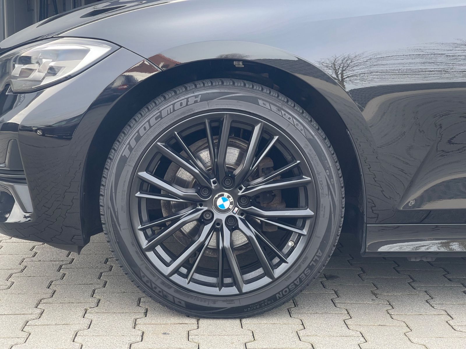 BMW 318 i Limousine Advantage Heckspoiler M-Felgen foto 25
