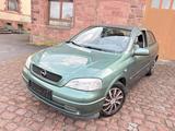 Opel Astra 1.8 Automatik Comfort - Opel Astra Comfort mit Benzin-Antrieb