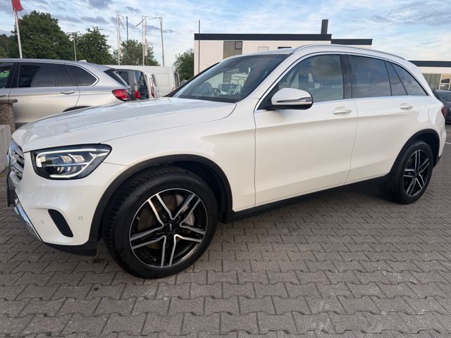 MERCEDES-BENZ GLC 400 GLC d 4Matic Standheizung Leder LED