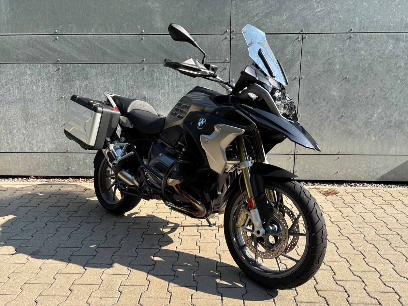 Fahrzeugabbildung BMW R 1200 GS Exclusive 3 Pakete TFT Seitenkoffer