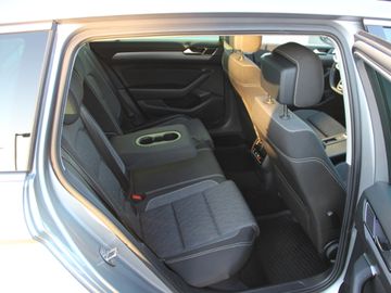 Volkswagen Passat Variant 2.0 TDI 4 Motion Business Niveaur