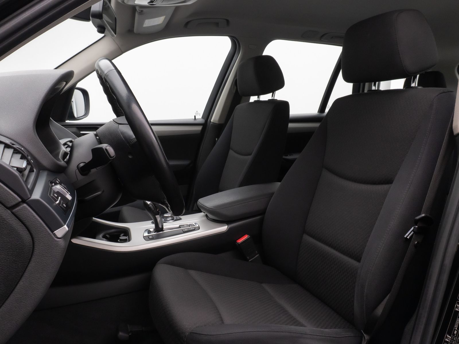 Fahrzeugabbildung BMW X3 xD20d Navi Sitzhzg PDC Tempomat 8Fach
