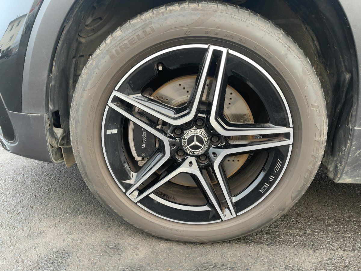 Fahrzeugabbildung Mercedes-Benz GLB 220 d 4M AMG/Night/Kamera/AHK