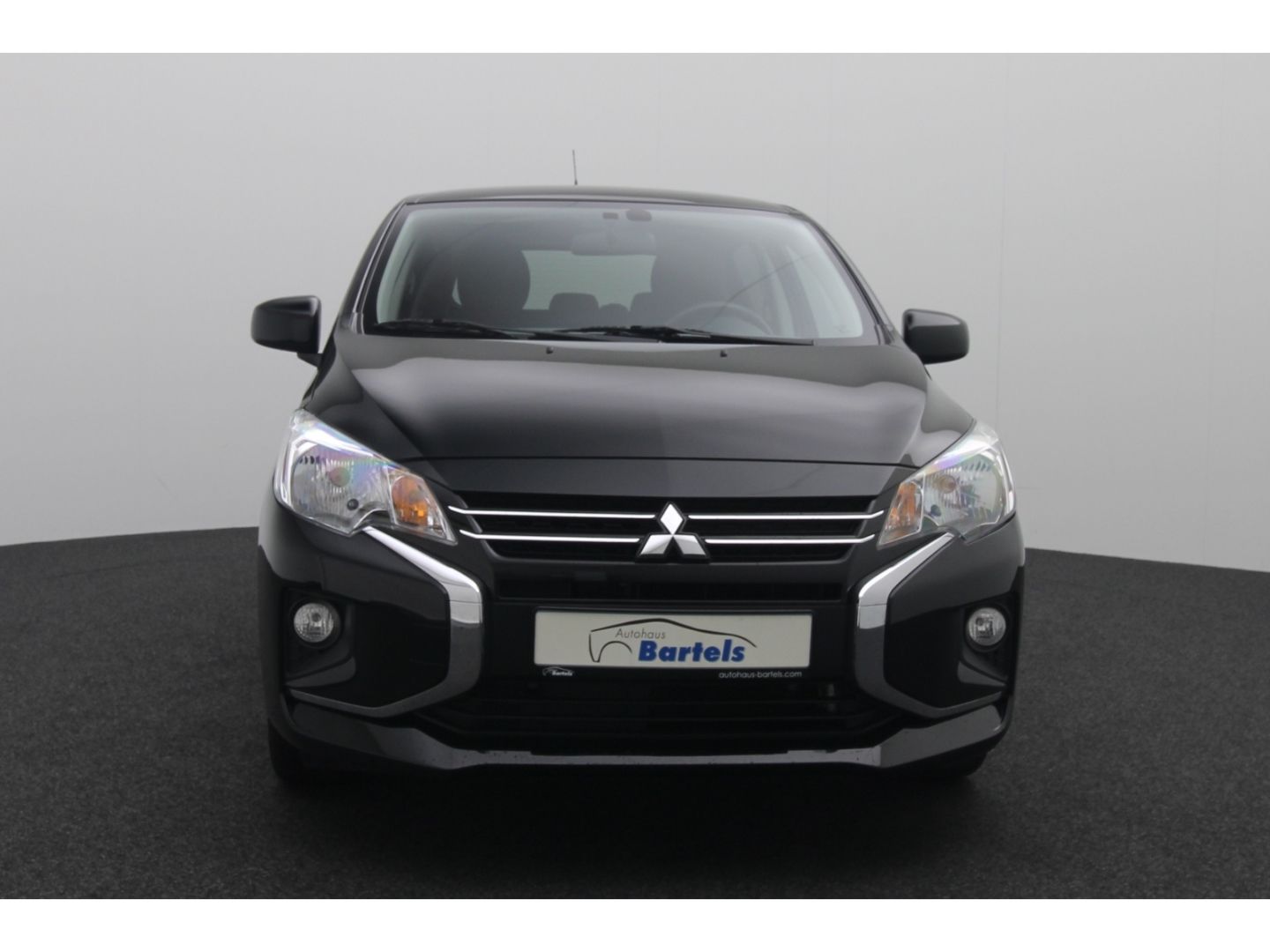 Fahrzeugabbildung Mitsubishi Space Star Select+ 1,2 l MIVEC M T AS&G mit AHK