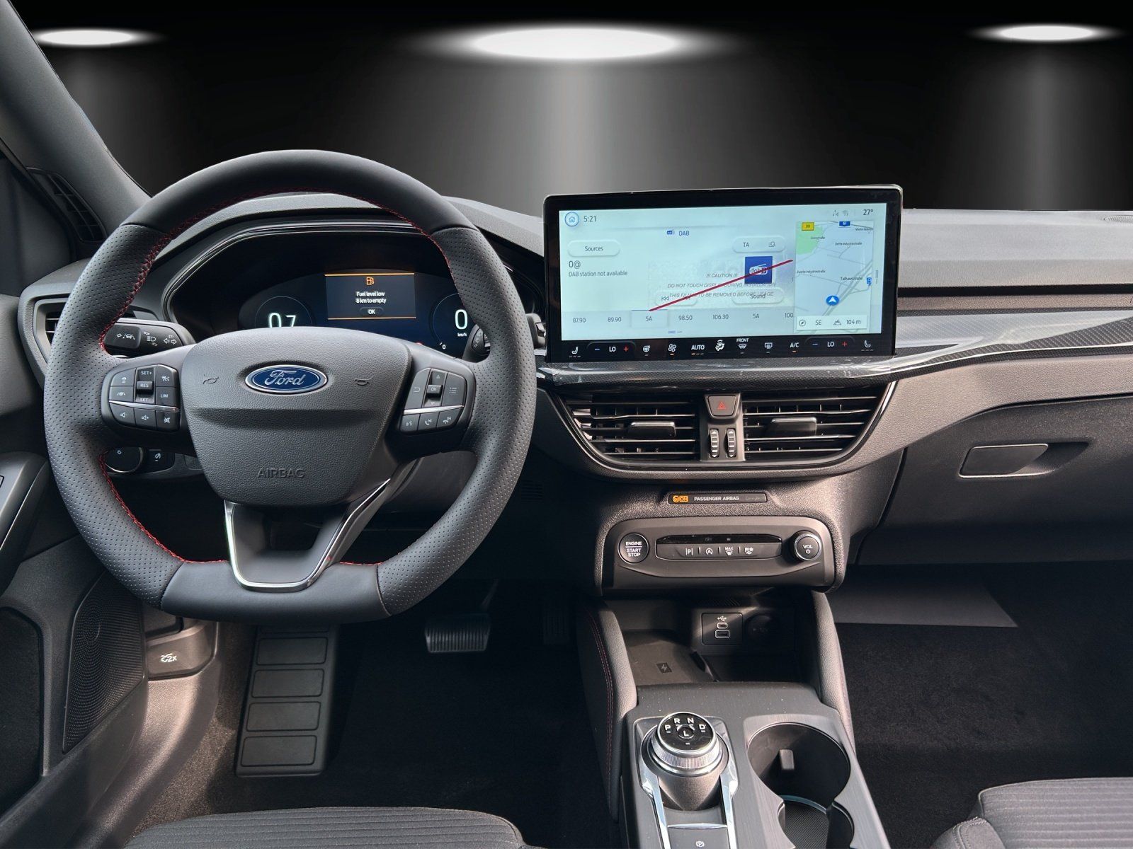 Fahrzeugabbildung Ford Focus ST-Line X Winter Pak. B+O HUD 18 Zoll PDC