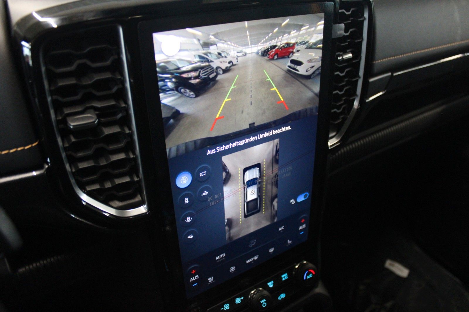 Fahrzeugabbildung Ford Ranger Wildtrak PHEV Aut. AHK LED TECHNOLOGIE P.