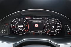 Fahrzeugabbildung Audi Q7 3.0 TDI quattro*STDHZG*PANO*BOSE*ACC*AHK