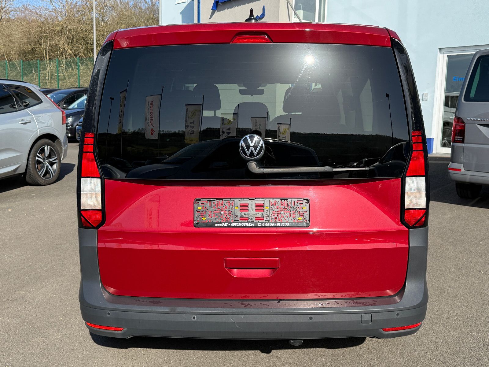 Fahrzeugabbildung Volkswagen Caddy 2.0 TDI ACC AHK DAB Navi PDC SHZ Winterpak