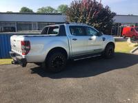Ford Ranger Wildtrak Doppelkabine / Alucover + DIRT R