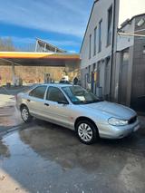 Ford Mondeo 2.0 benzin - gebrauchte Ford Mondeo aus dem Jahr 1998