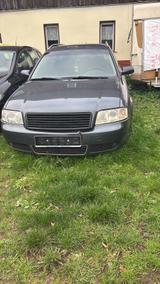 Audi A6 2.0 Avant - - Audi A6 aus 2001: Kombi