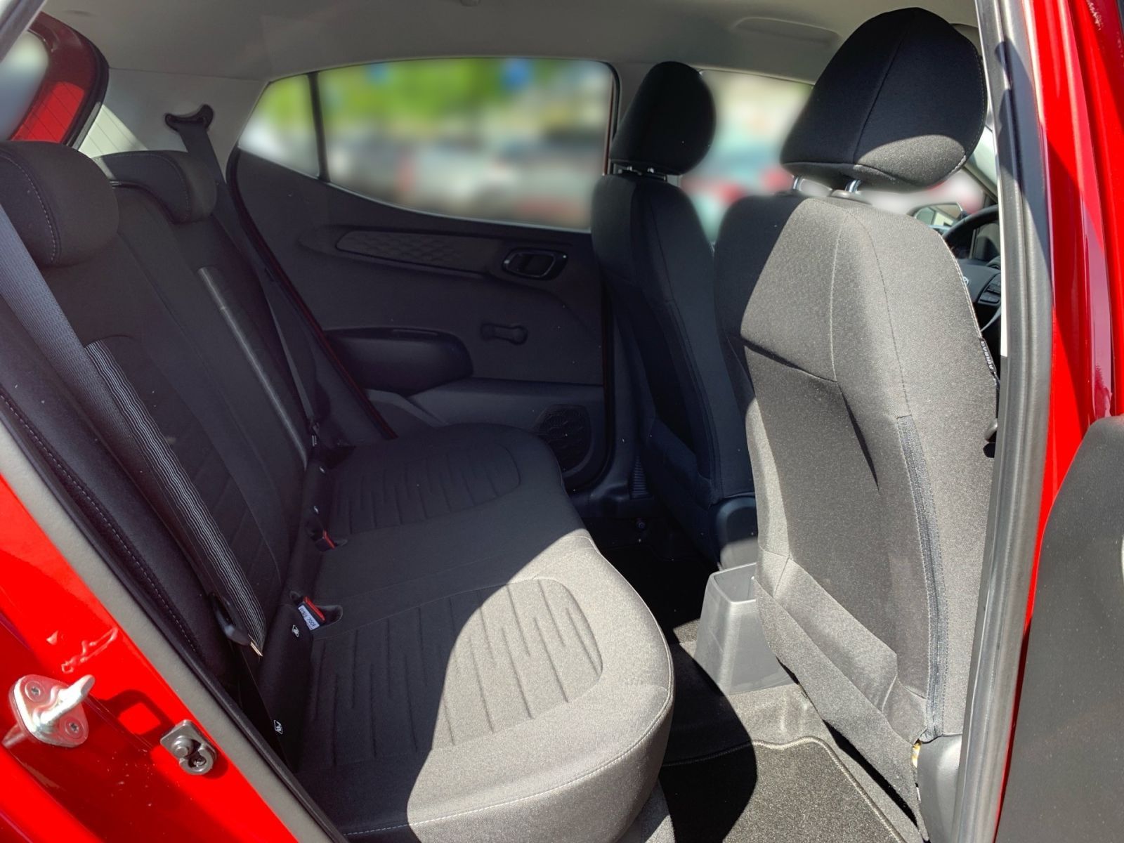 Fahrzeugabbildung Hyundai i10 1.0 Edition 30 1 Hand Allwetter