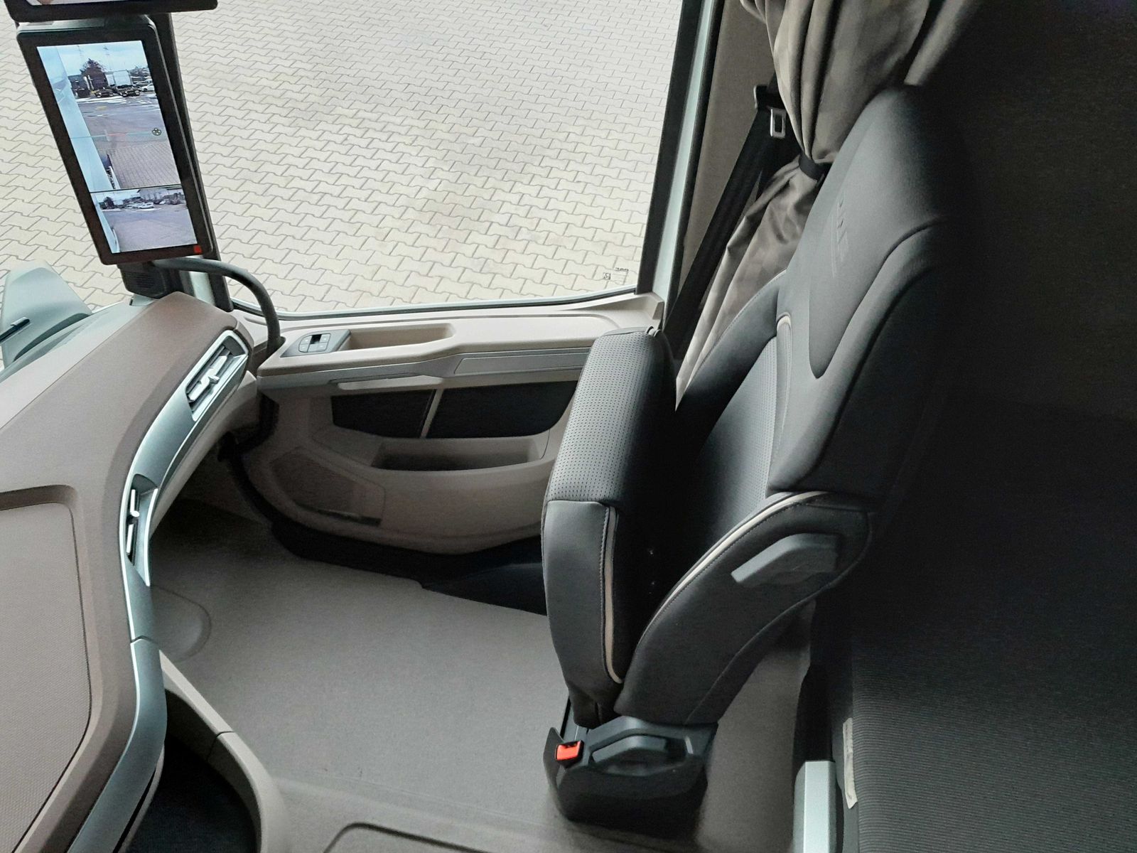 Fahrzeugabbildung DAF XG+ 480 FT