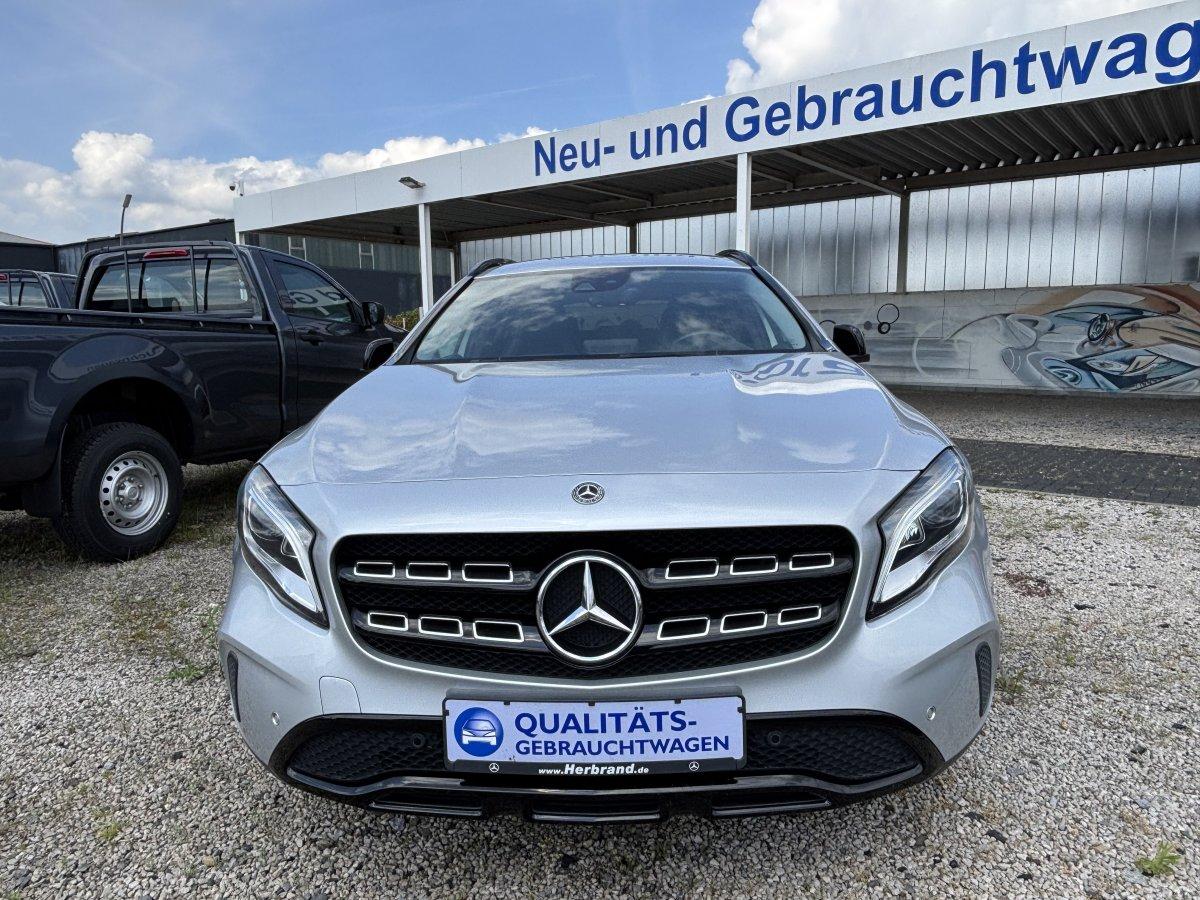 Mercedes-Benz GLA 180 Urban NAVI Business-Paket