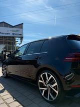 Volkswagen Golf 2.0 TSI DSG GTI Performance - Volkswagen: Schwarz, Standheizung