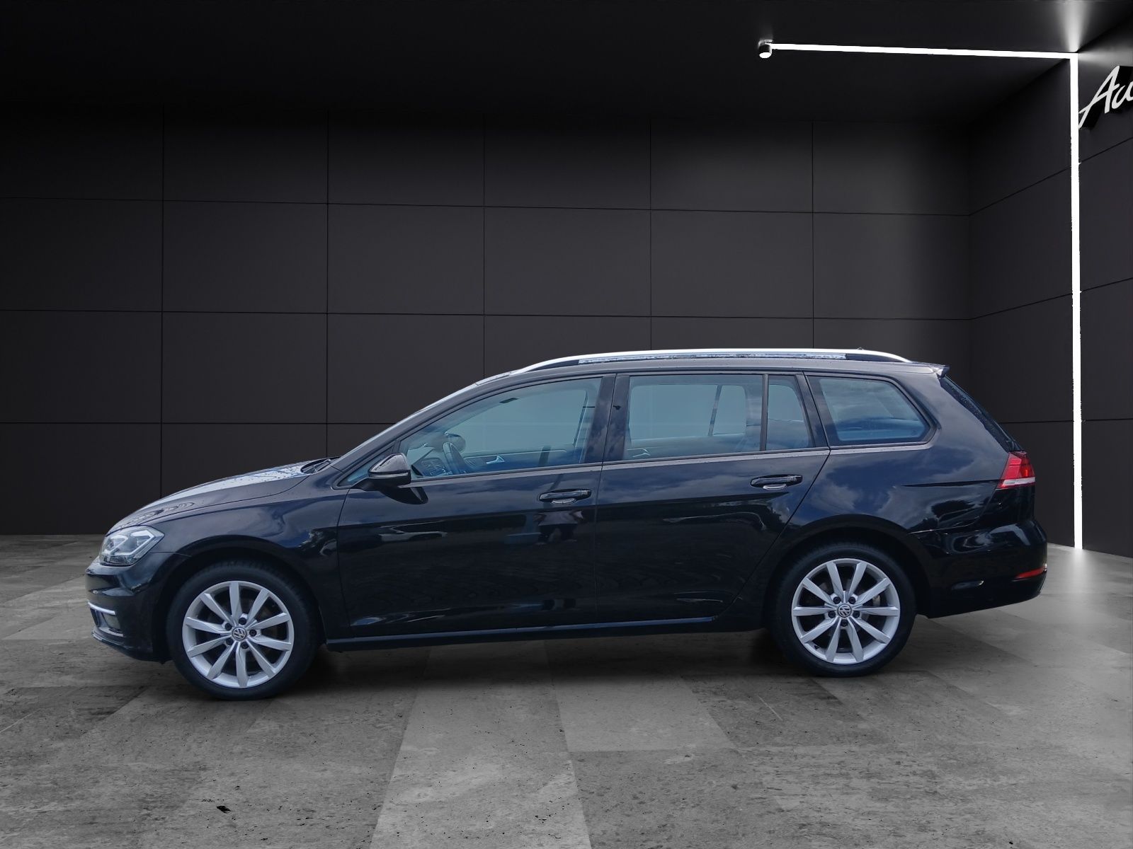 Fahrzeugabbildung Volkswagen Golf VII Variant TSI Comfortline LED Navi GRA PD