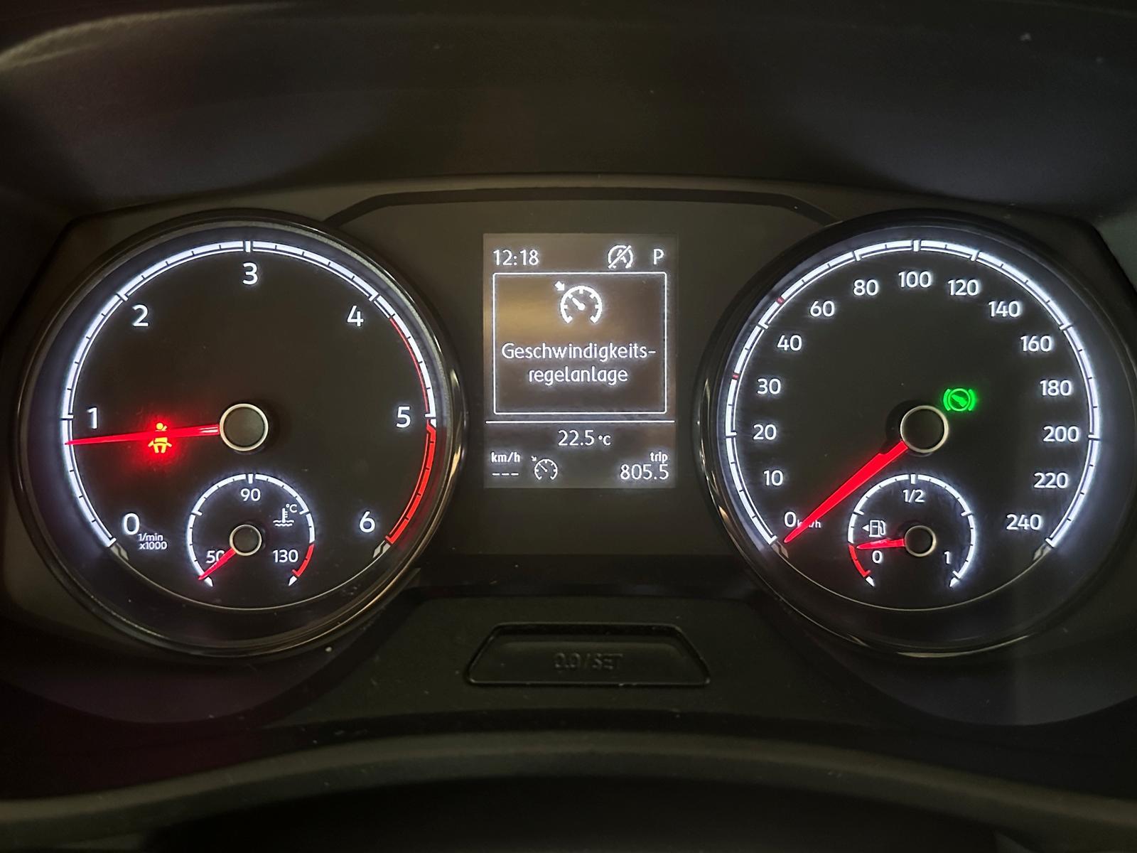 Volkswagen T6.1 DSG KURZ KLIMA STANDHEIZUNG TEMPOMAT SHZ AH