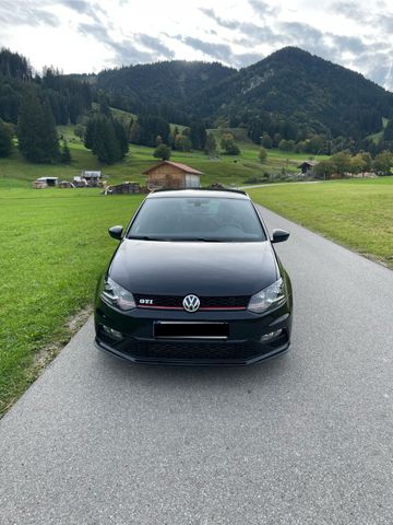 VW Polo 1.8 TSI DSG GTI
