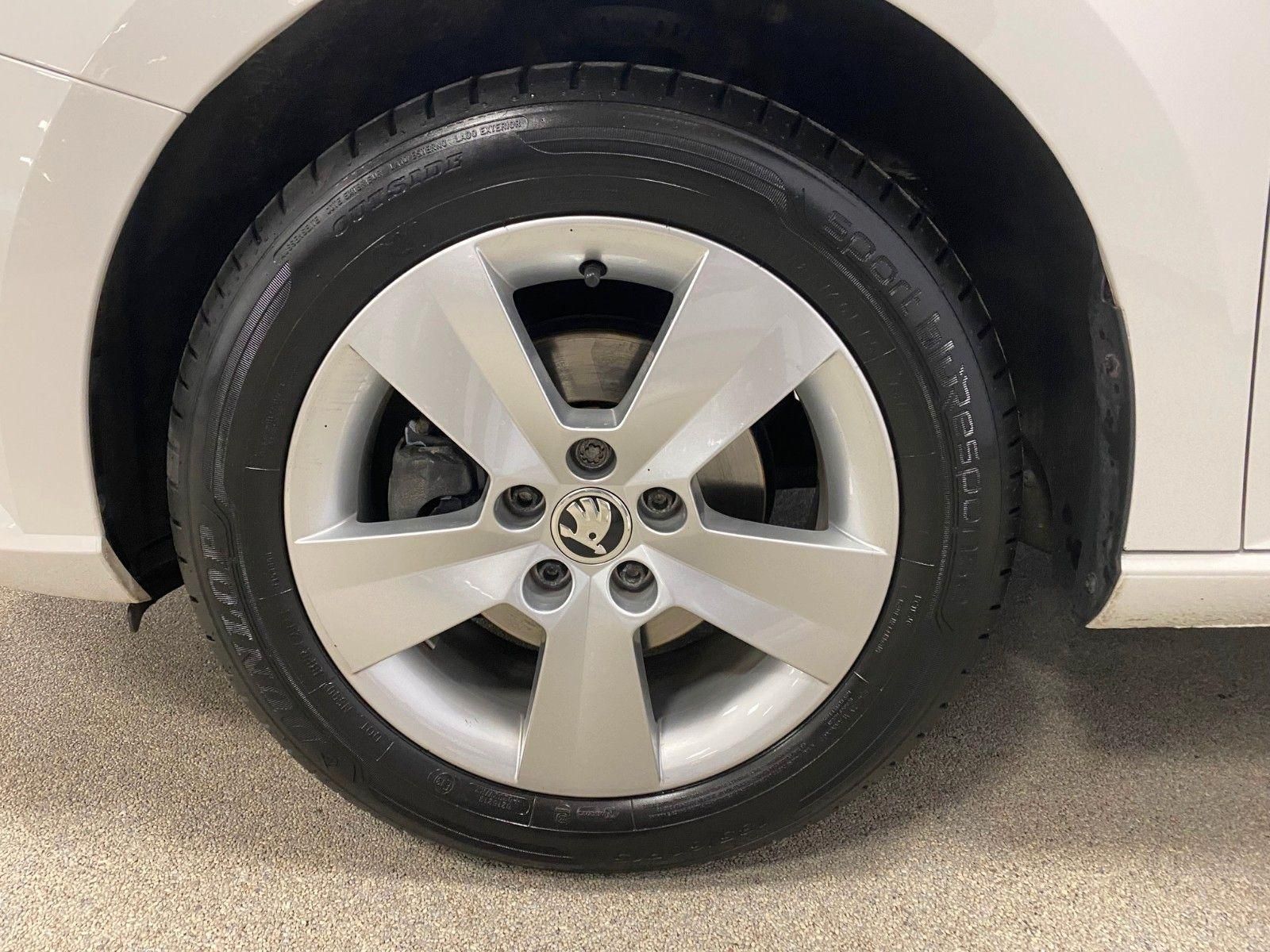 Fahrzeugabbildung SKODA Fabia 1.0l MPI AMBITION+SHZ+Garantie+Checkheft