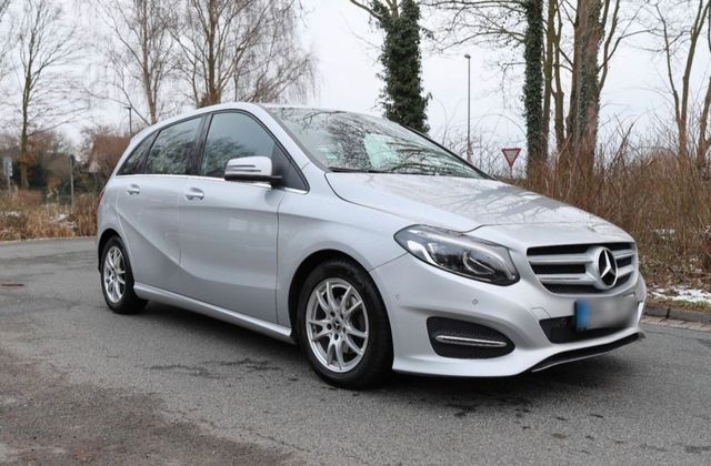 MERCEDES-BENZ B 180