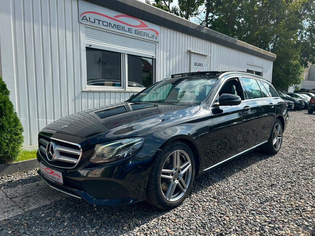 Image of Mercedes-Benz E 350