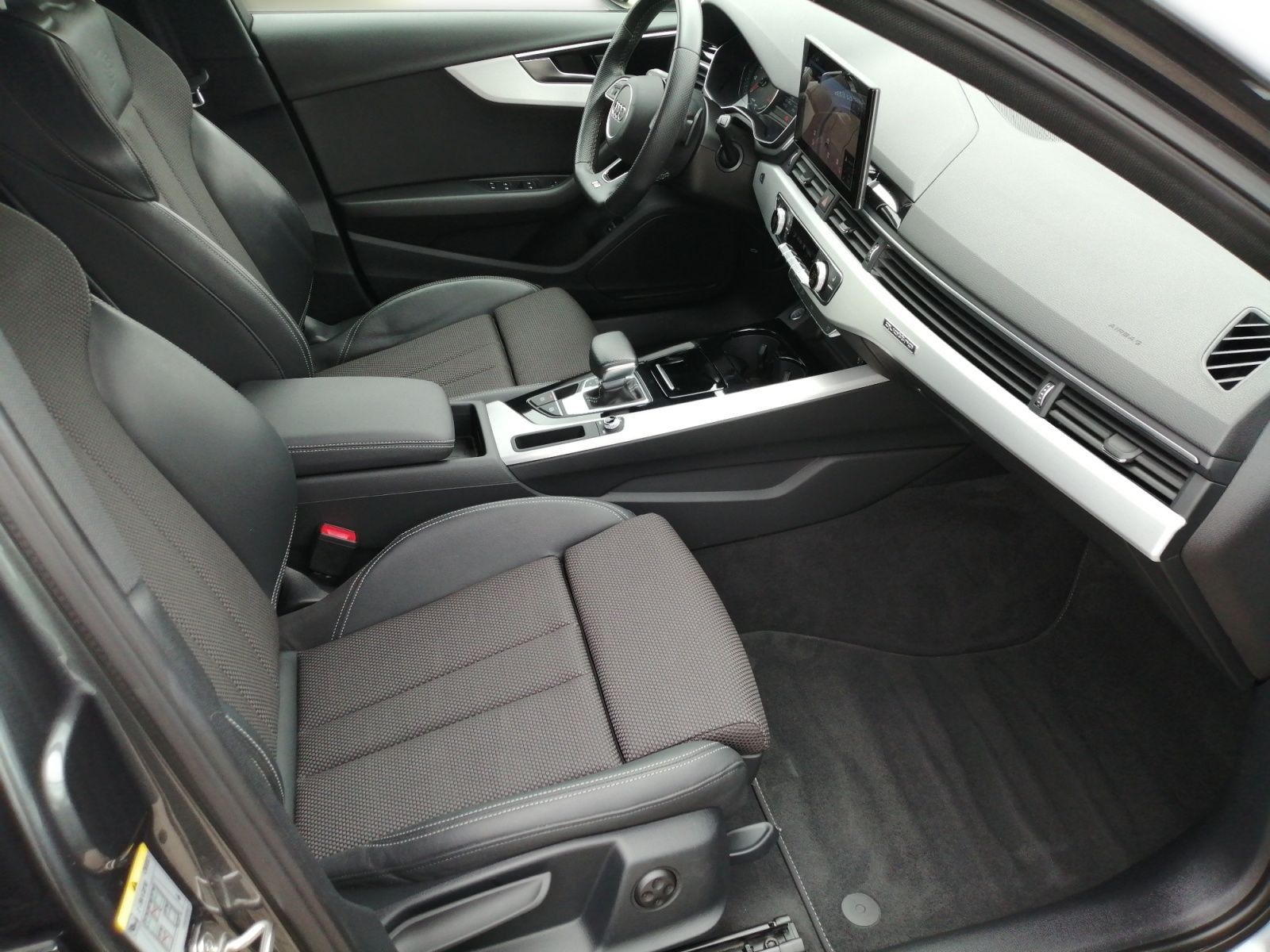 Audi A4 - Bild 12