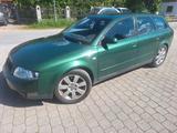 Audi A 4  1.8 T Quattro - Audi A4 aus 2002: 1.8
