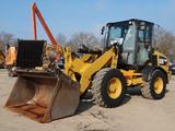 CAT 908M - Tankwagen