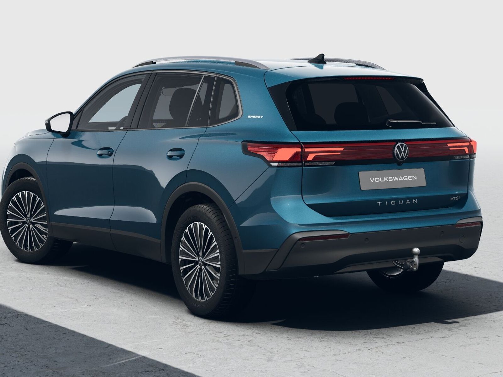 Fahrzeugabbildung Volkswagen Tiguan Energy 1.5 eTSI DSG *AHK, AreaView, Navi,